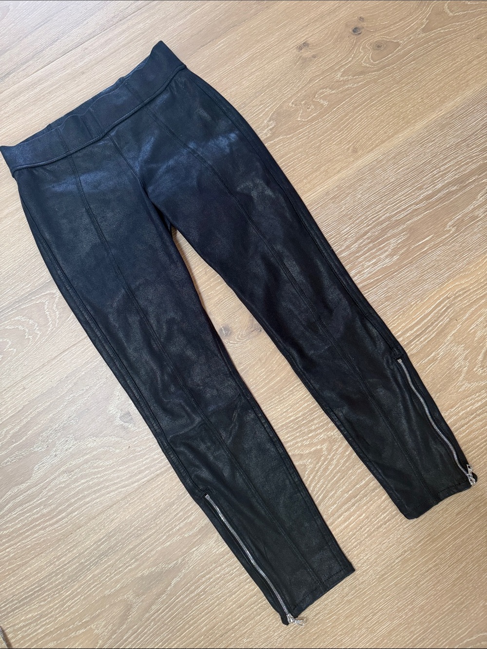 7 For All Mankind Black Skinny Jeans with Zippers